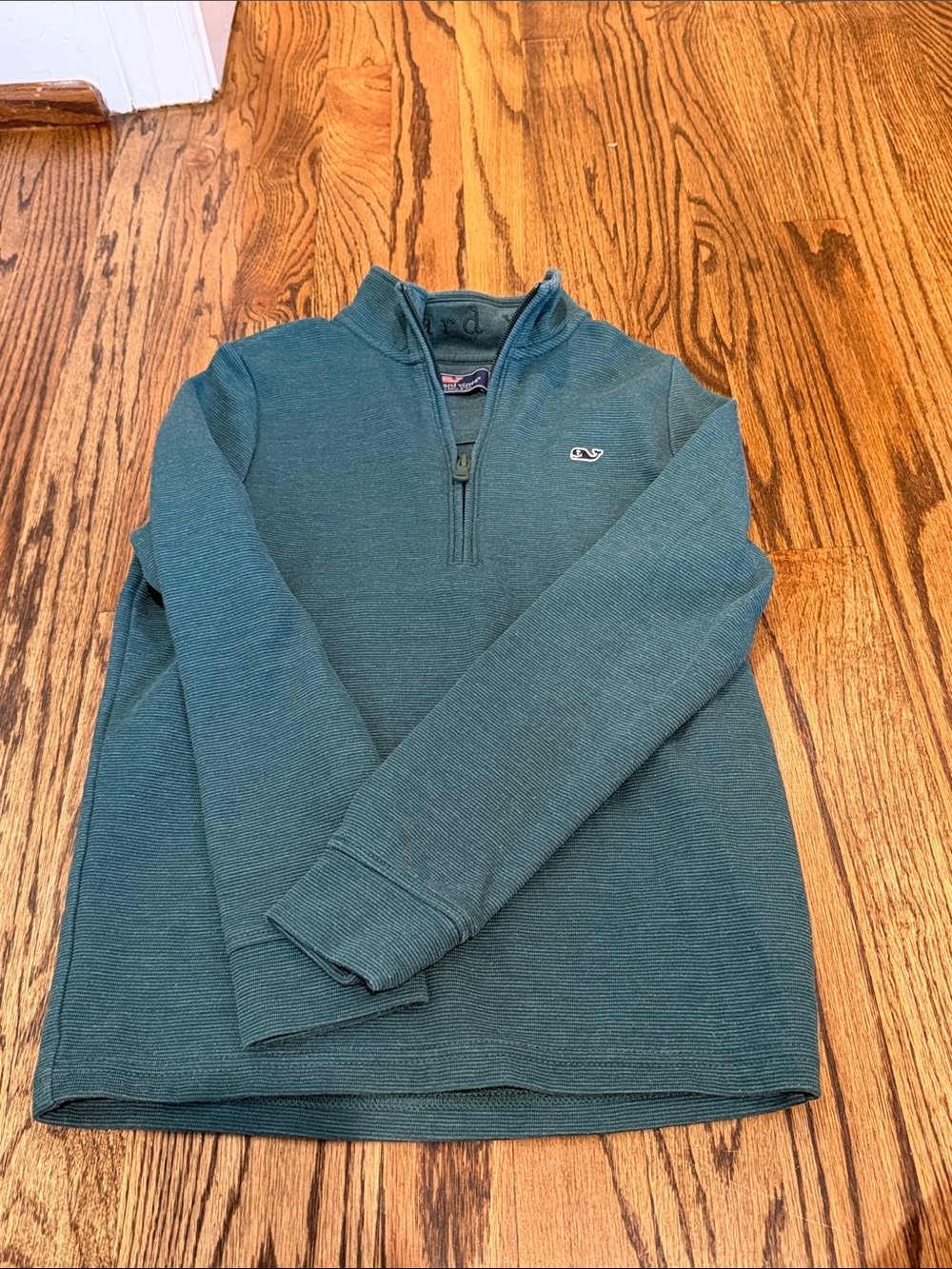 Boys Vineyard Vines Size small half-Zip Sweater in Green subtle navy stripe